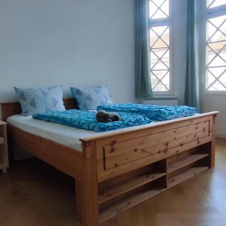 Schoene Ferienwohnung Mit Zwei Schlafzimmern クヴェードリンブルク エクステリア 写真