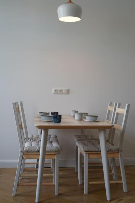 Schoene Ferienwohnung Mit Zwei Schlafzimmern クヴェードリンブルク エクステリア 写真