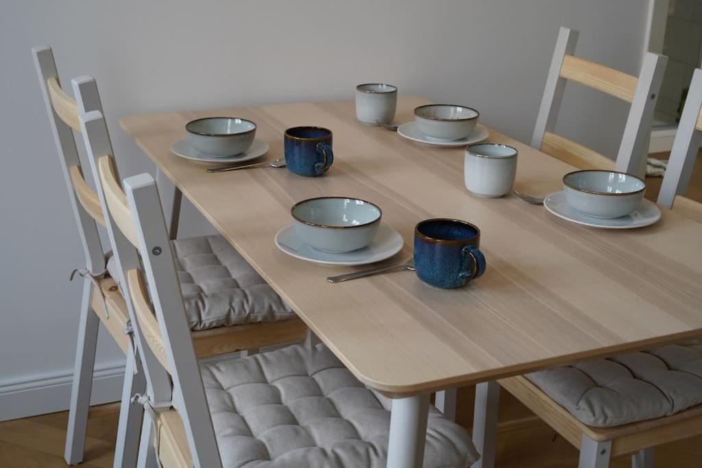 Schoene Ferienwohnung Mit Zwei Schlafzimmern クヴェードリンブルク エクステリア 写真